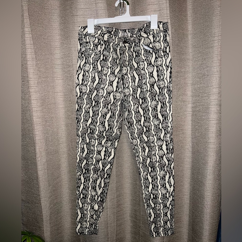 Stretchy pants/jeans.